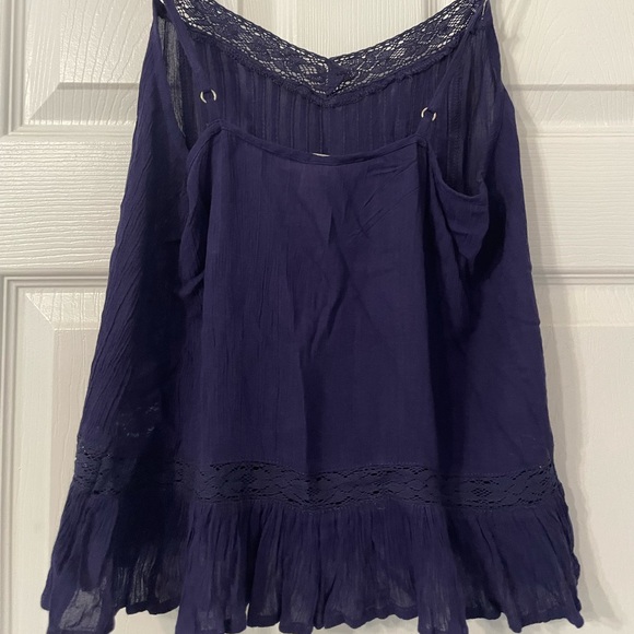 Blue adjustable spaghetti strap top - Picture 2 of 5